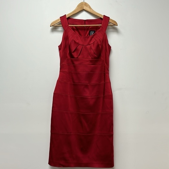 JAX Bright red satin dress with haute couture details Size 2 - Picture 1 of 10